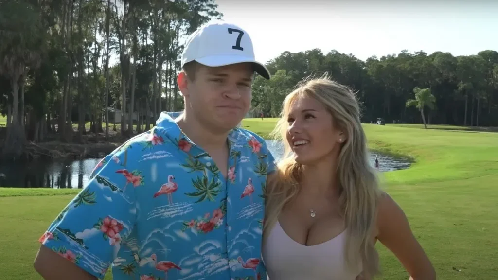 How Old is Jynxzi's Mom