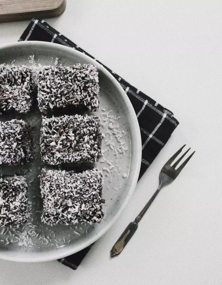 Easy Coconut Cake Recipe Without Coconut Milk