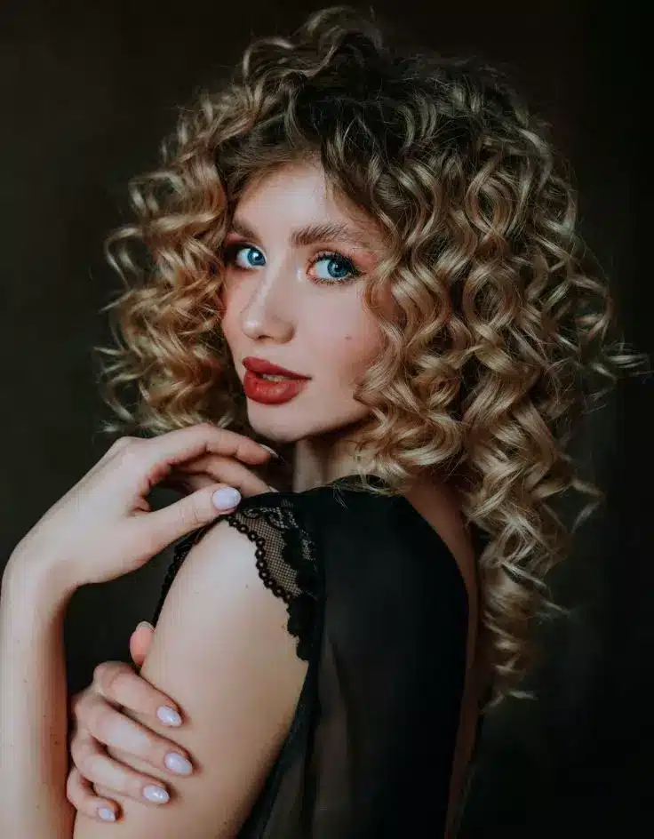 HOCO Hairstyles for Curly Hair
