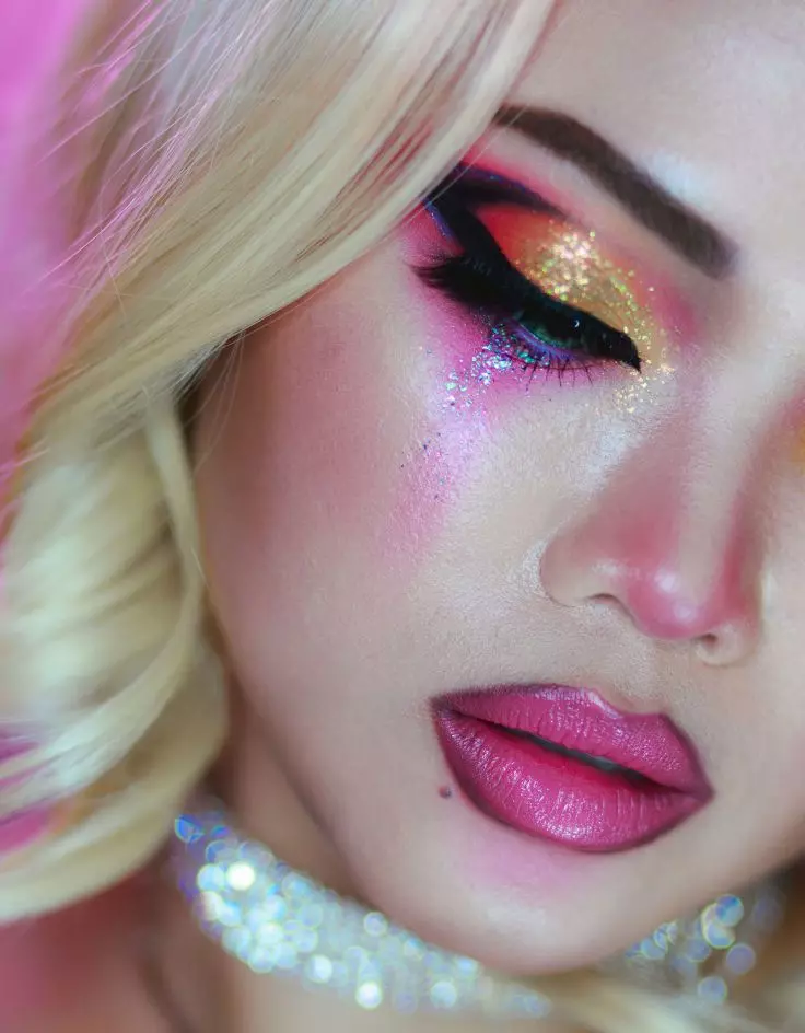 Glitter Emo Baddie Makeup