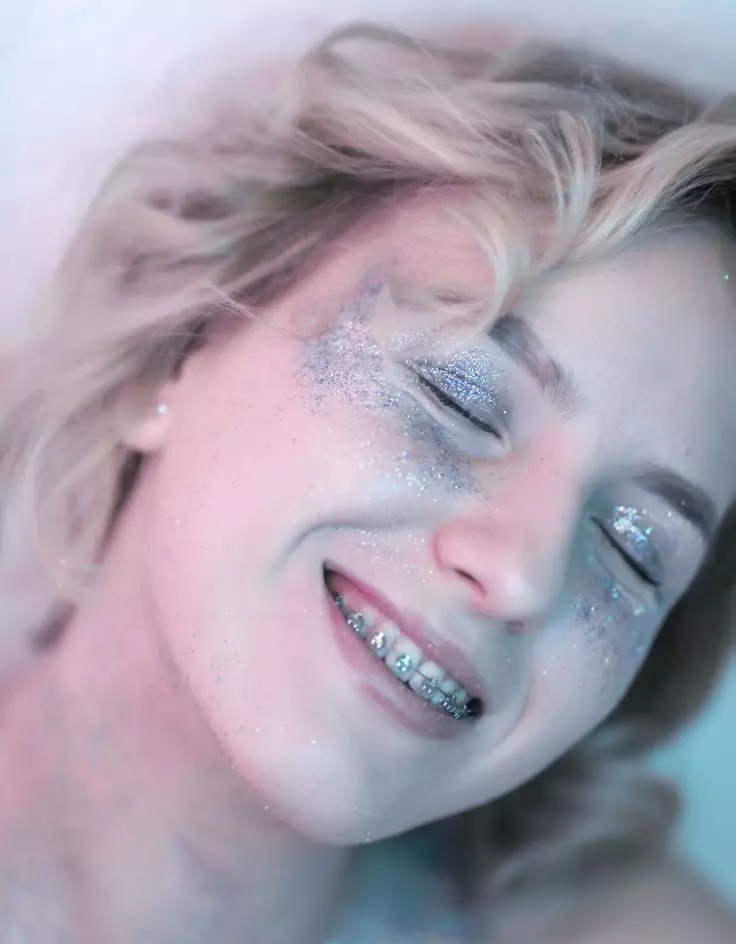 Glitter Soft Grunge Makeup