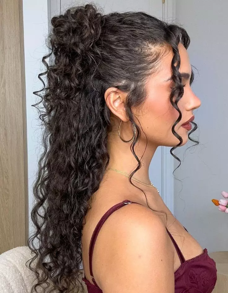 Long Curly Hair Aesthetic