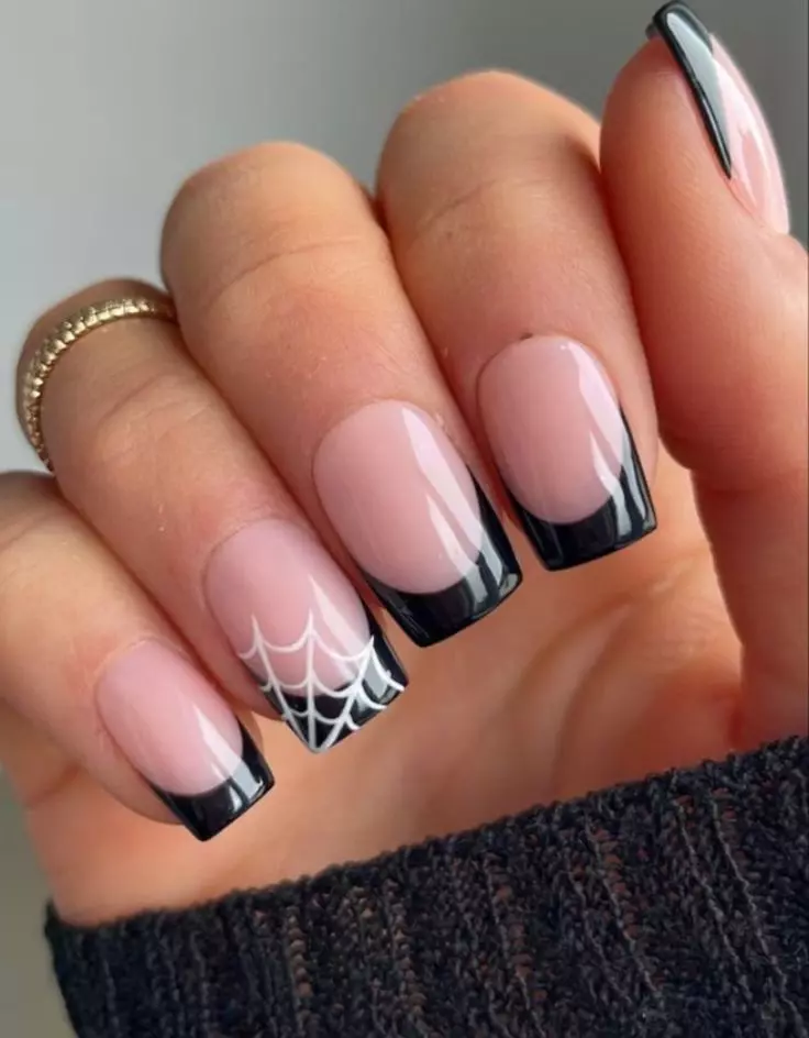 Halloween Classy Nails
