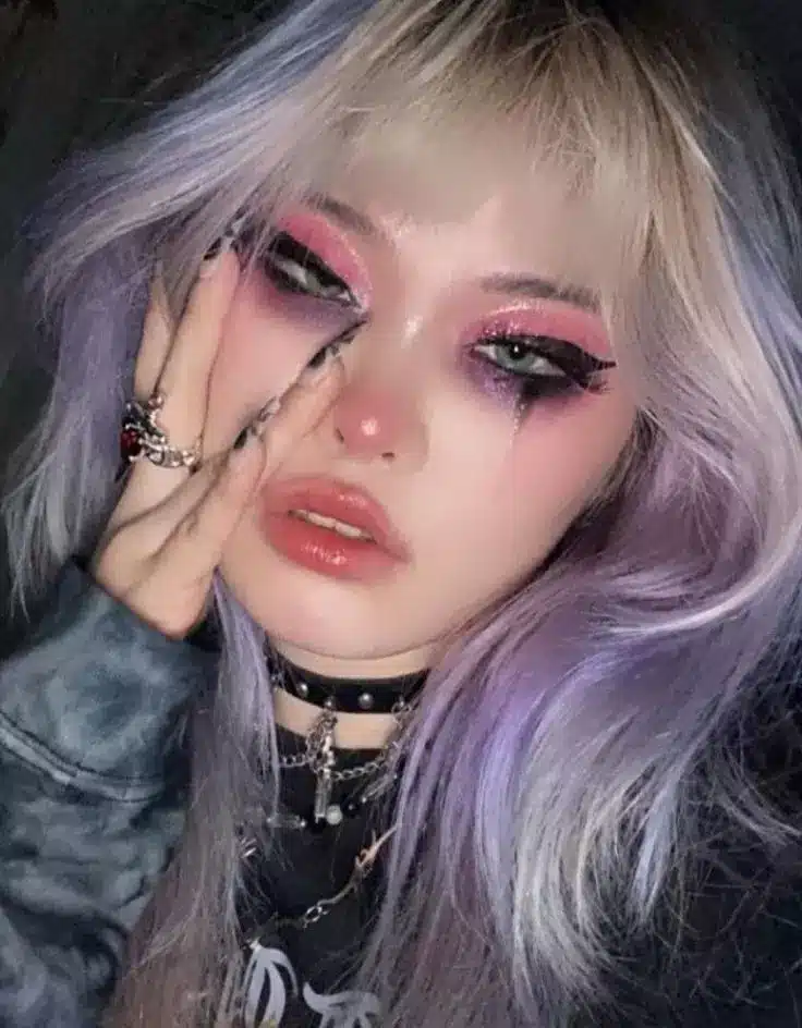 Romantic Goth Eye Makeup