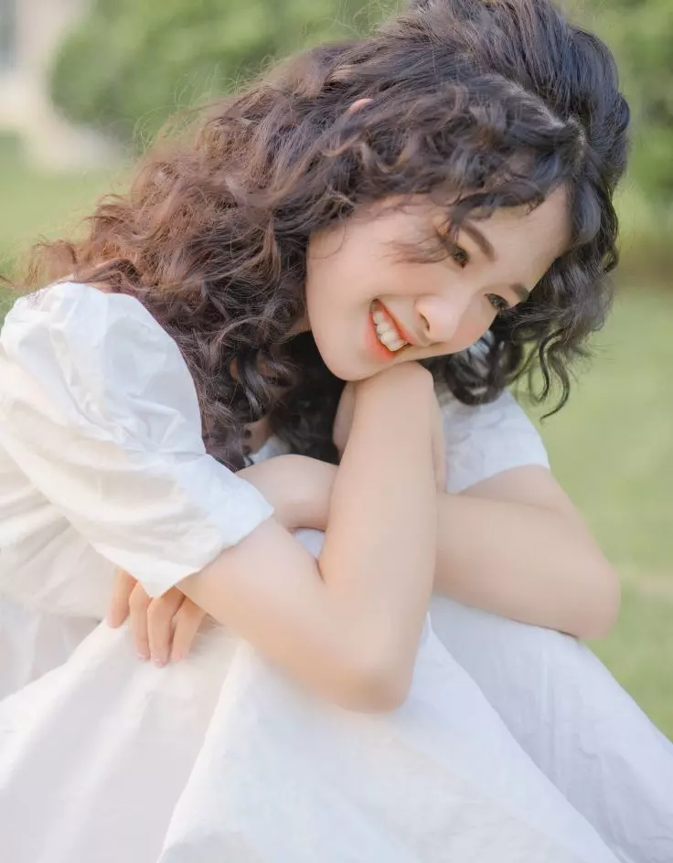 Cute Anime Curly Hair Girl