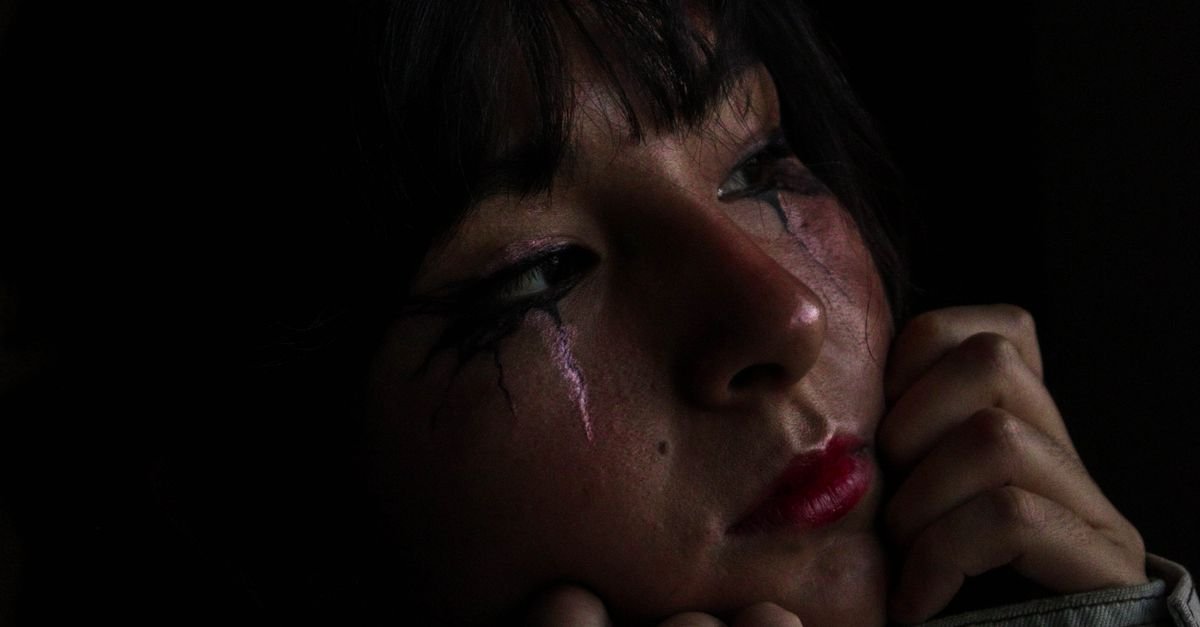 The Ultimate Cry Baby Makeup Guide: Step‑by‑Step Techniques for a Bold, Emotional Look