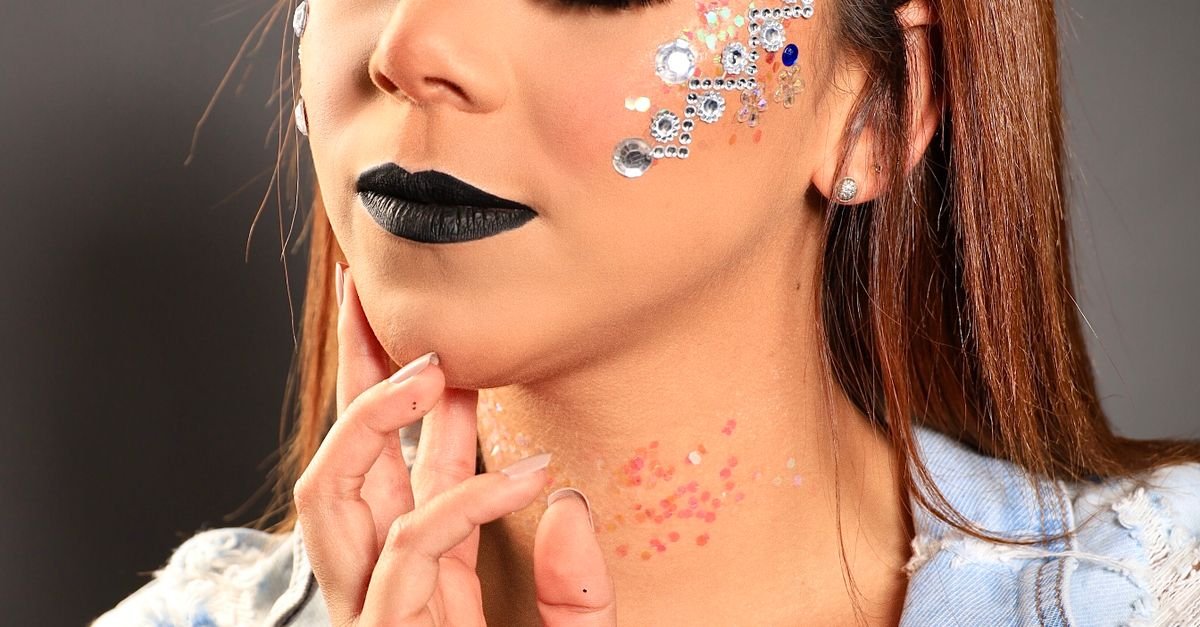 Sparkle and Style: Creative Face Gems Ideas for Every Occasion