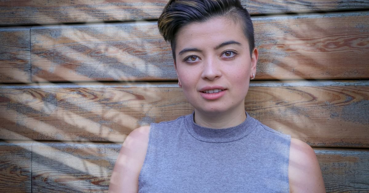 Short Pixie Cut: Pros, Cons, and Style Comparisons for Every Face Shape