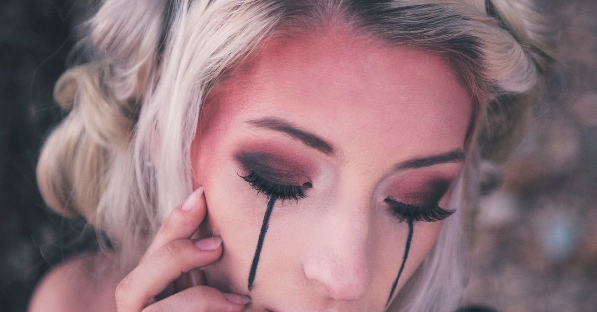 The Ultimate Cry Baby Makeup Guide: Step‑by‑Step Techniques for a Bold, Emotional Look