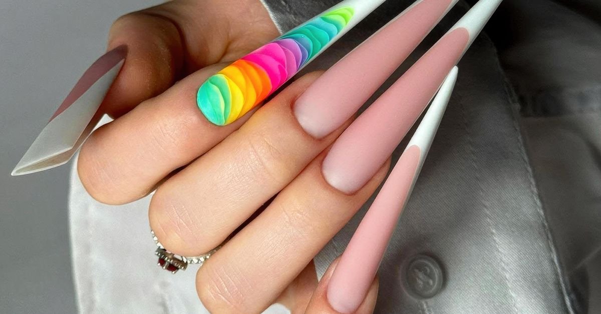 10 Sizzling Ways to Rock Swag Nails This Season