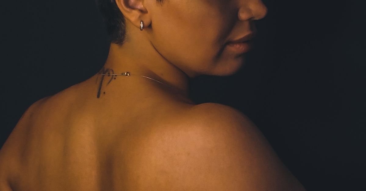 Short Pixie Cut: Pros, Cons, and Style Comparisons for Every Face Shape