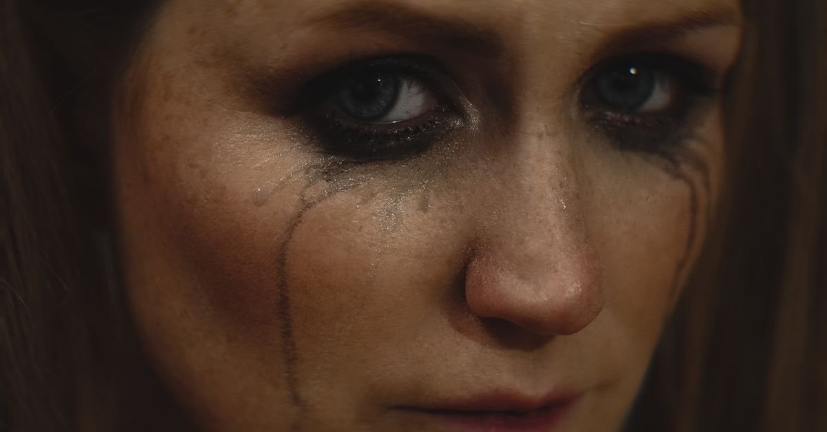 The Ultimate Cry Baby Makeup Guide: Step‑by‑Step Techniques for a Bold, Emotional Look