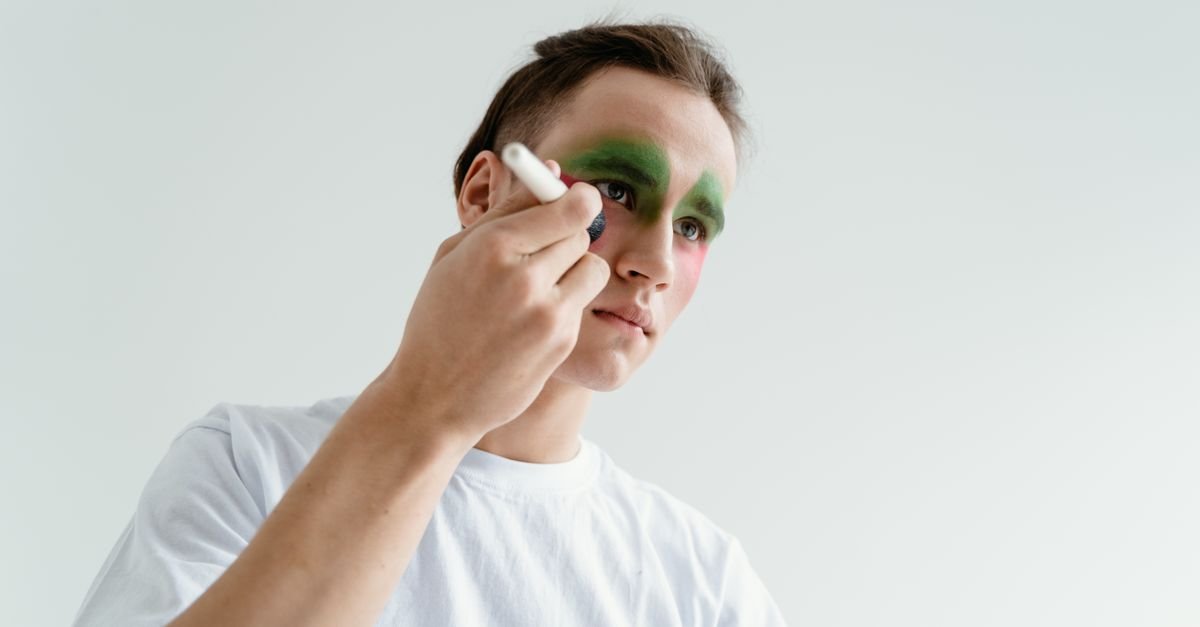 Unleashing Creativity: The Rise of Weird Makeup and How to Master It