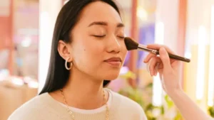 Glowy Makeup