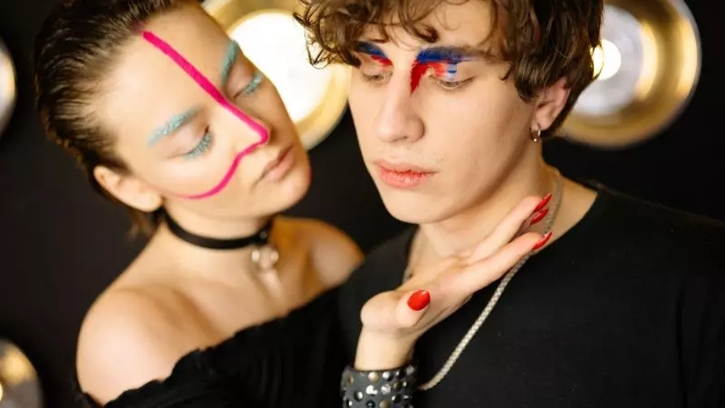 Rockstar Girlfriend Makeup