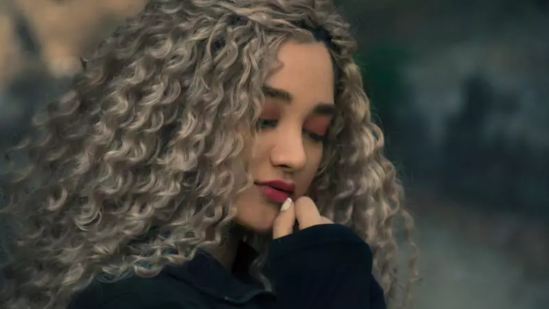 Curly Hair PFP